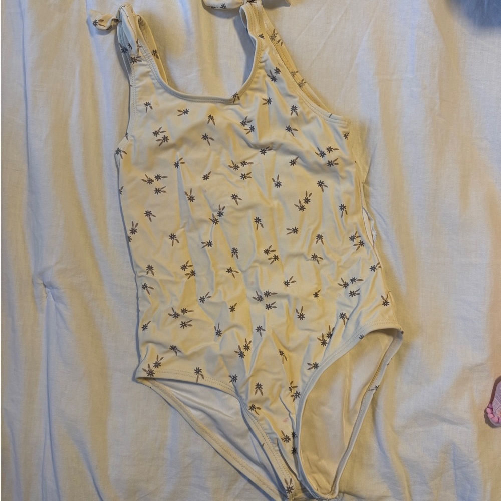 Rylee + Crew Palm Tree Print One Piece Swimsuit - Cream